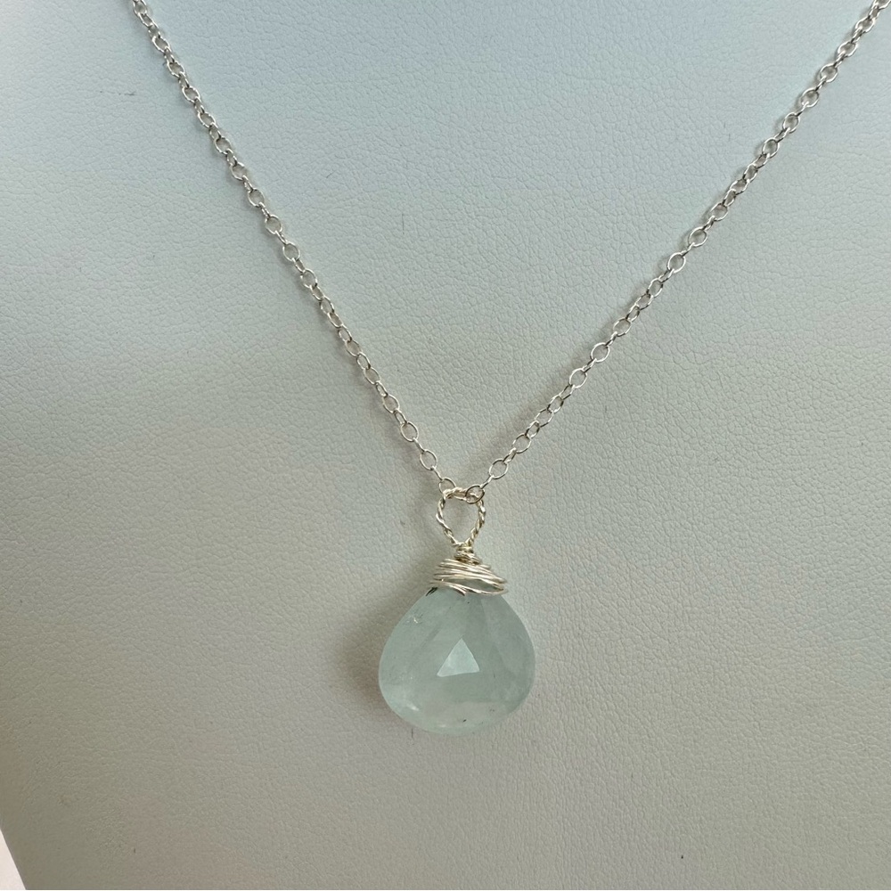 N17190 Aquamarine Necklace - Picture 3 of 3